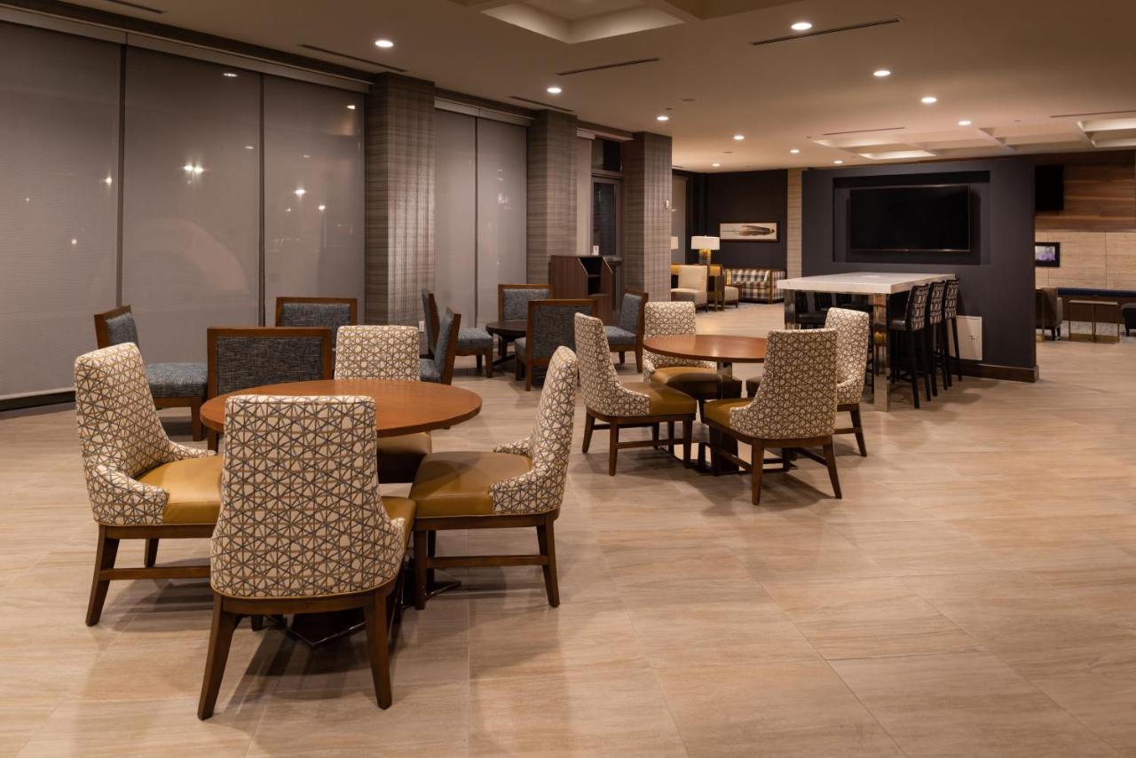 Courtyard By Marriott Charlotte Northlake Екстер'єр фото