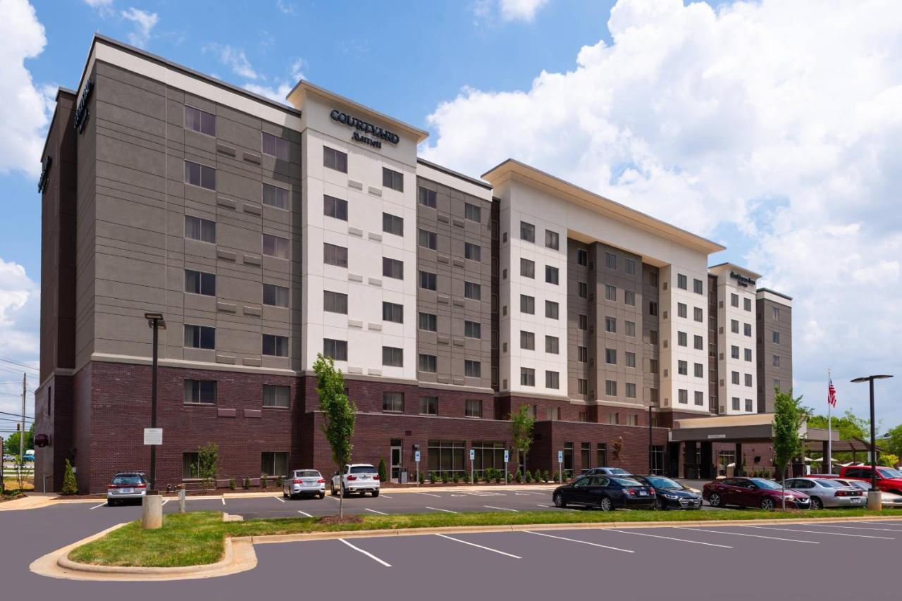 Courtyard By Marriott Charlotte Northlake Екстер'єр фото